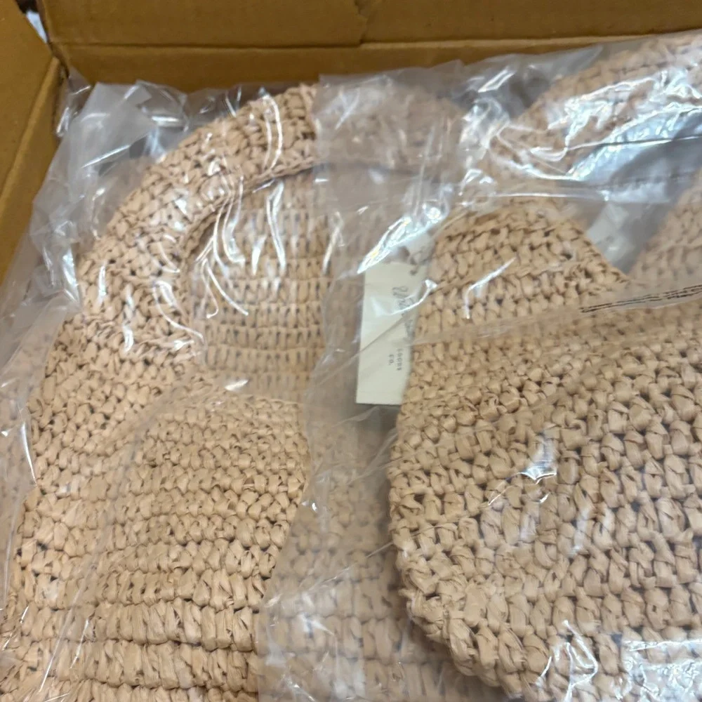 Universal Thread Tan Woven Hobo Bag NEW